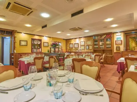 Local comercial en La Manjoya-Parroquias Sur