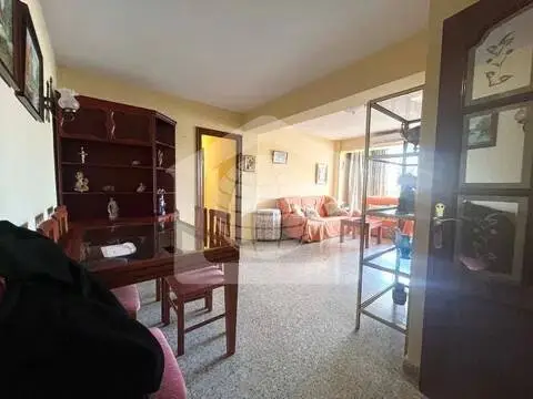 Piso en Avenida de Santa Rosa de Lima
