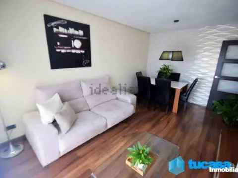 Piso en calle de Celia Lozano