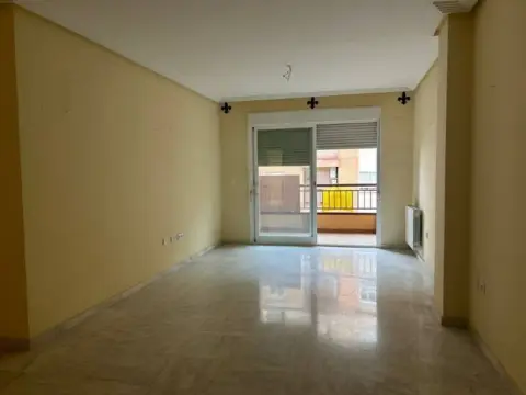 Piso en Zona de la Estación-Bulevar