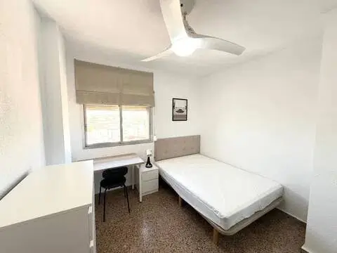 Habitación en Avinguda del Doctor Waksman