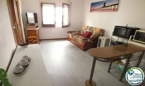 Apartment in Roses