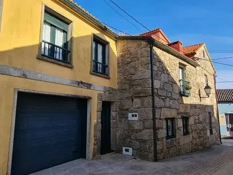 Casa adosada en Ribeira