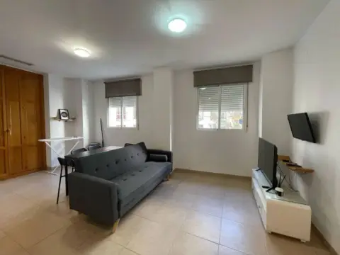 Piso en calle del Poeta Llombart