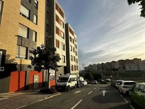 Piso en calle Malvasia