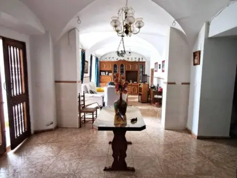 Casa en Puebla de la Calzada