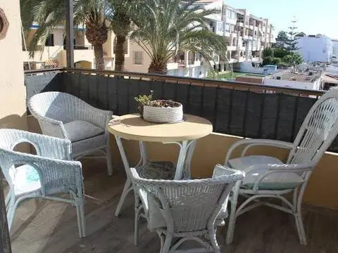 Piso en Urbanización de Roquetas-Las Marinas