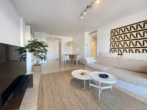 Piso en Marina Botafoch-Platja de Talamanca