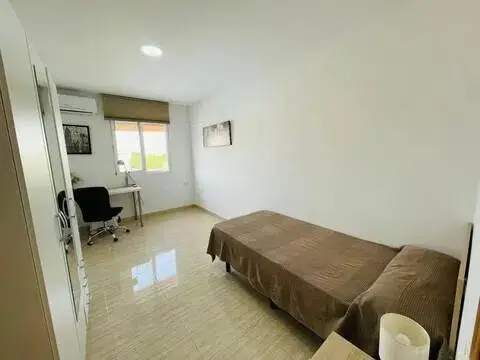 Habitación en calle Torre de la Marquesa