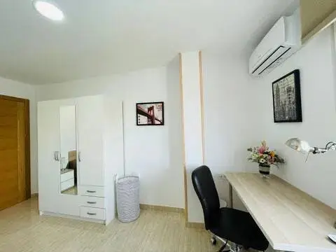 Habitación en calle Torre de la Marquesa