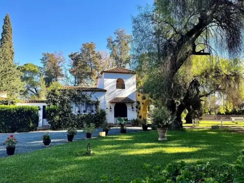 Chalet en Alcolea del Río
