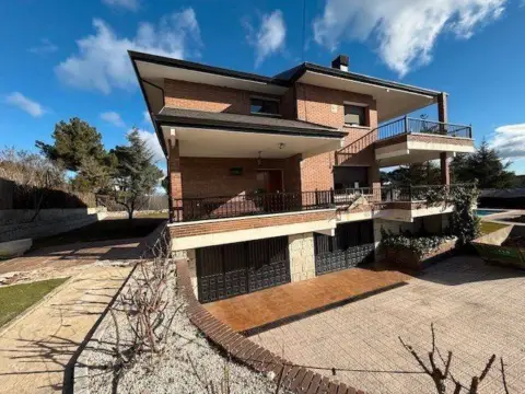 Chalet en Avenida de las Flores