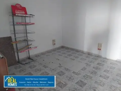 Local comercial en Núcleo Urbano