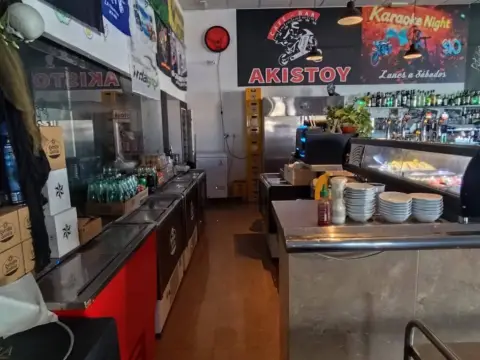 Local comercial en La Unión-Cruz del Humilladero-Los Tilos