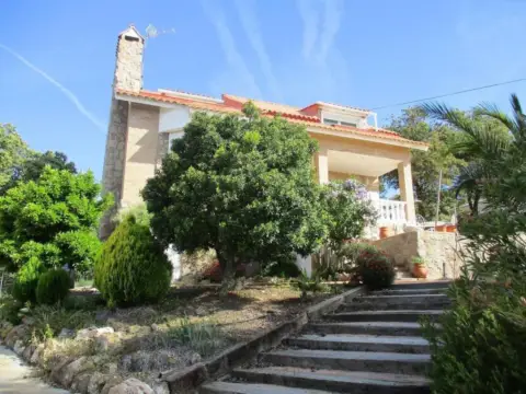 Chalet en calle Puerto de Cotos