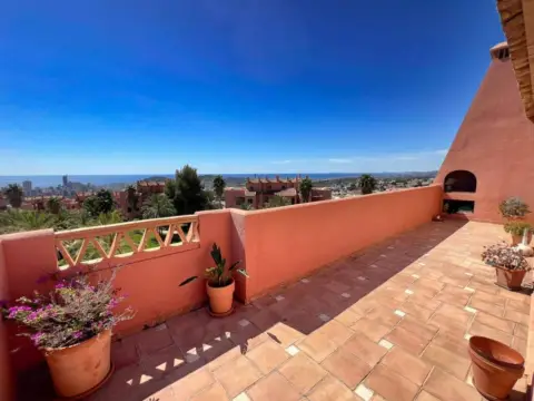 Piso en Urbanización Golf Bahía