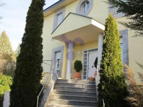 Chalet en Valdefresno