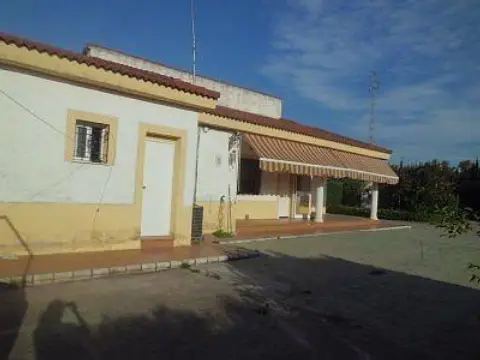 Chalet en Periurbano Oeste-Las Jaras