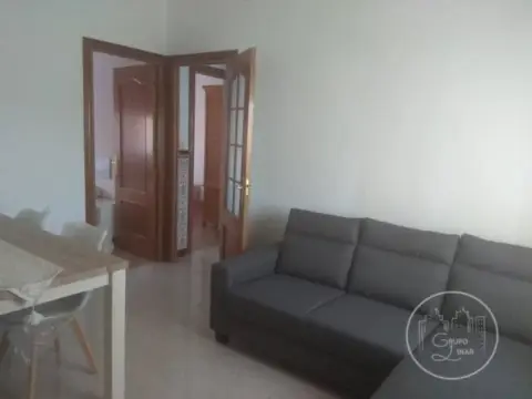 Piso en San Antonio-Estación-Las Hervencias