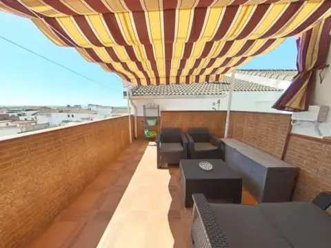 Casa adosada en Almodóvar del Río