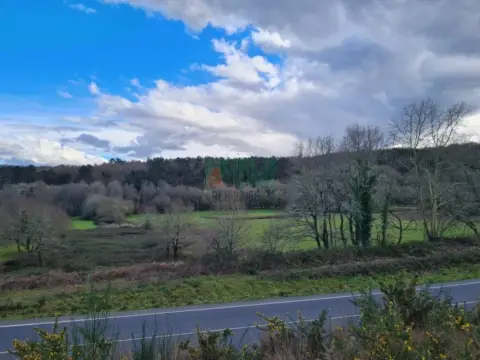 Terreno en San Cibrao das Viñas