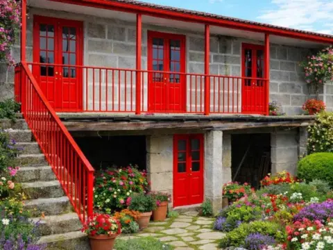 Casa rústica en Toén