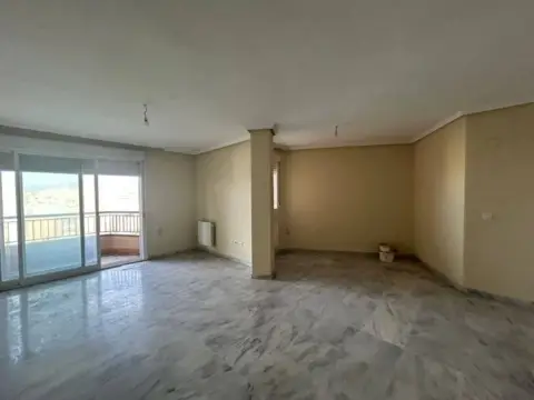 Piso en Zona de la Estación-Bulevar