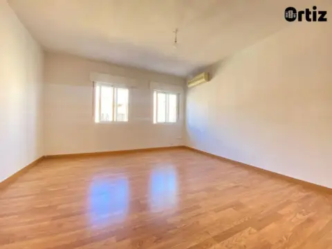 Piso en Zona Noroeste