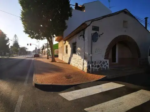 Casa adosada en Núcleo