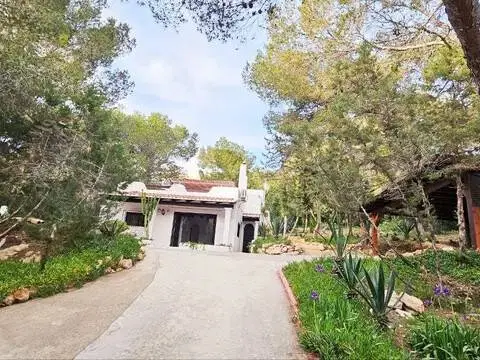 Casa rústica en Carrer de Grecia