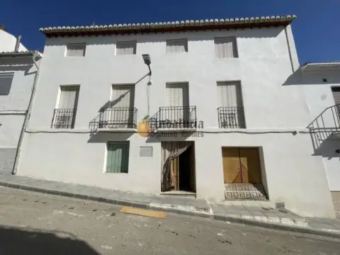 Casa rústica en Santa Cruz del Comercio