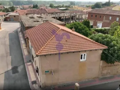 Casa en Santovenia de La Valdoncina