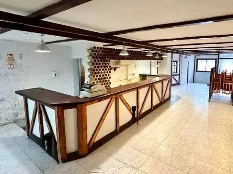 Local comercial en Camino Fontela