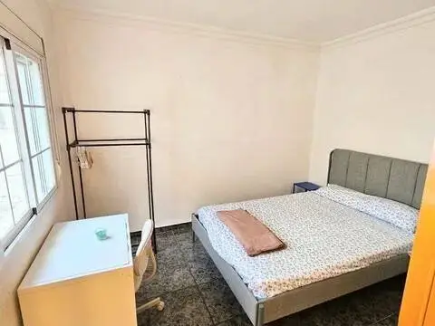 Habitación en Parque Alcosa-Jardines del Edén