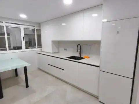Piso en Bertamiráns