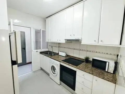 Habitación en calle de Isabel 'La Católica'