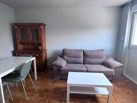 Piso en Avenida de Pío XII
