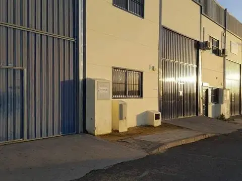 Nave industrial en Aznalcóllar