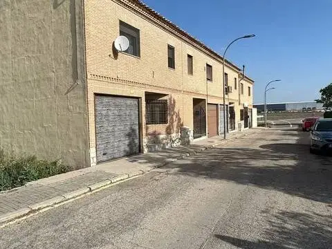 Casa en Cabañas de Yepes