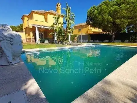 Chalet en calle Martiniano No Number