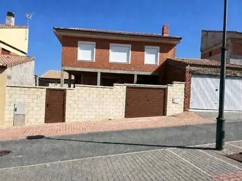 Chalet en Bernuy de Porreros