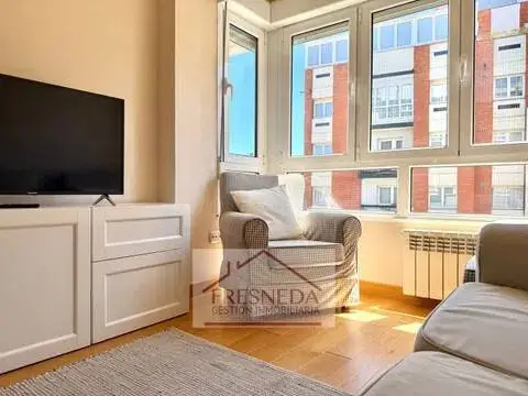 Piso en calle Marqués de Casa Valdés