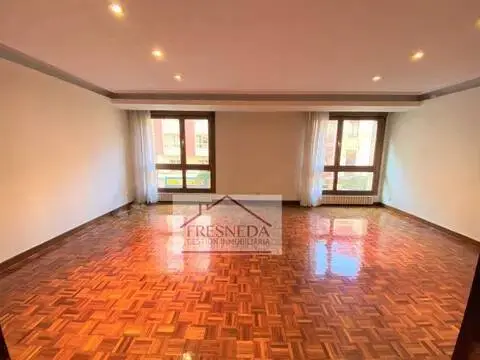 Piso en calle del Arquitecto Reguera