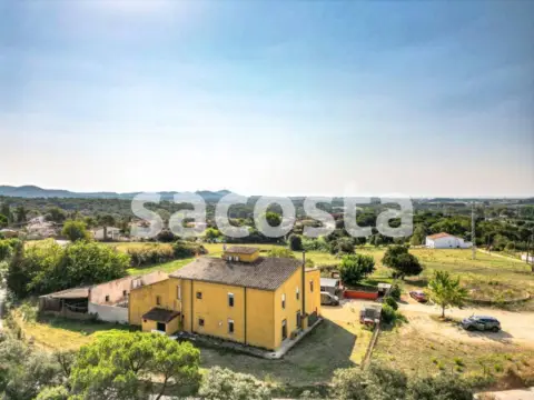 Casa rústica en Urbanitzacions El Mas Móra-Sant Daniel-Blanes Mar