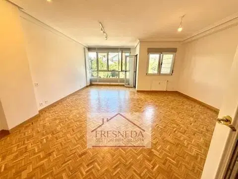 Piso en calle de Guillermo Estrada