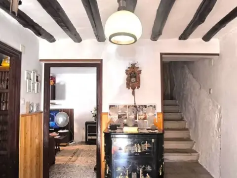 Casa en Albelda de Iregua