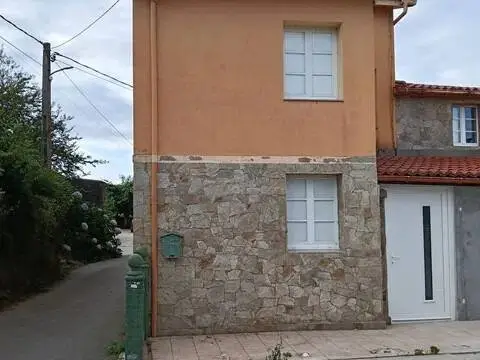 Casa adosada en Callobre (Oza dos Ríos)