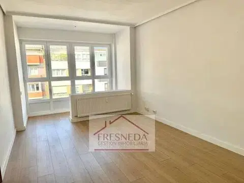 Piso en Avenida de Valentín Masip