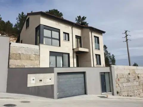 Chalet en Barbadás