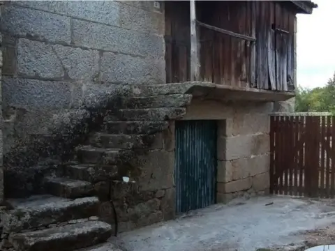 Casa rústica en A Eirexa (Soutopenedo)
